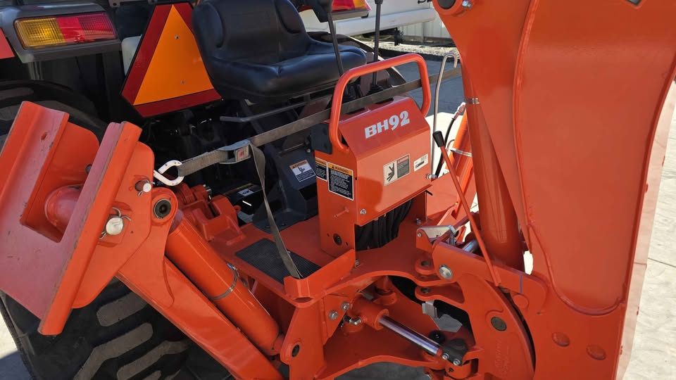 2020 KUBOTA GRAND L6060 photo 10
