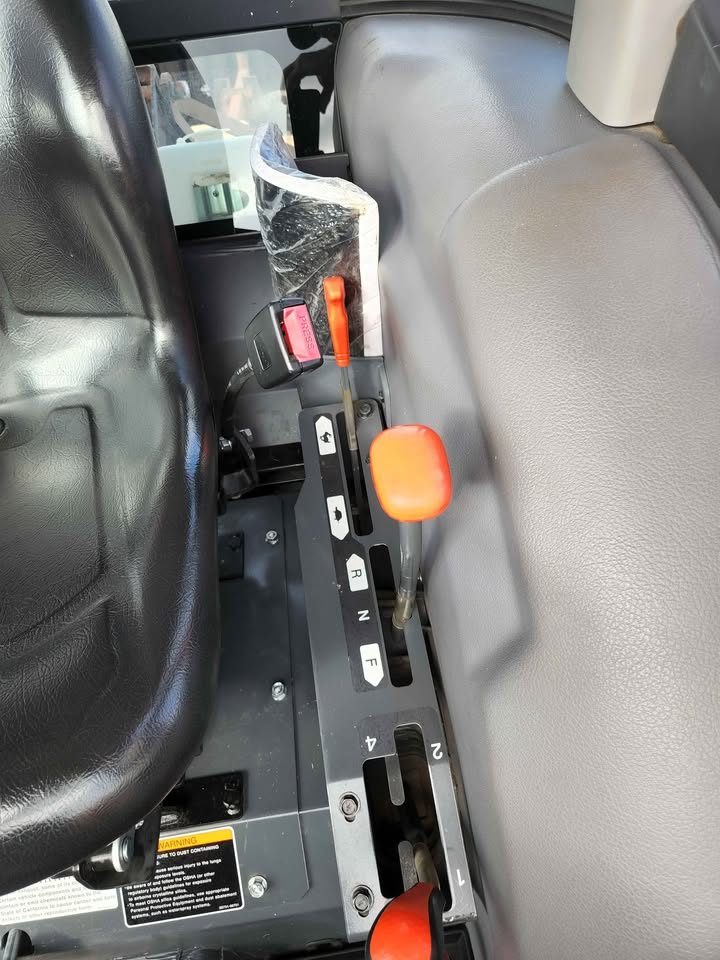 2020 Kubota mx5400 4x4 photo 6