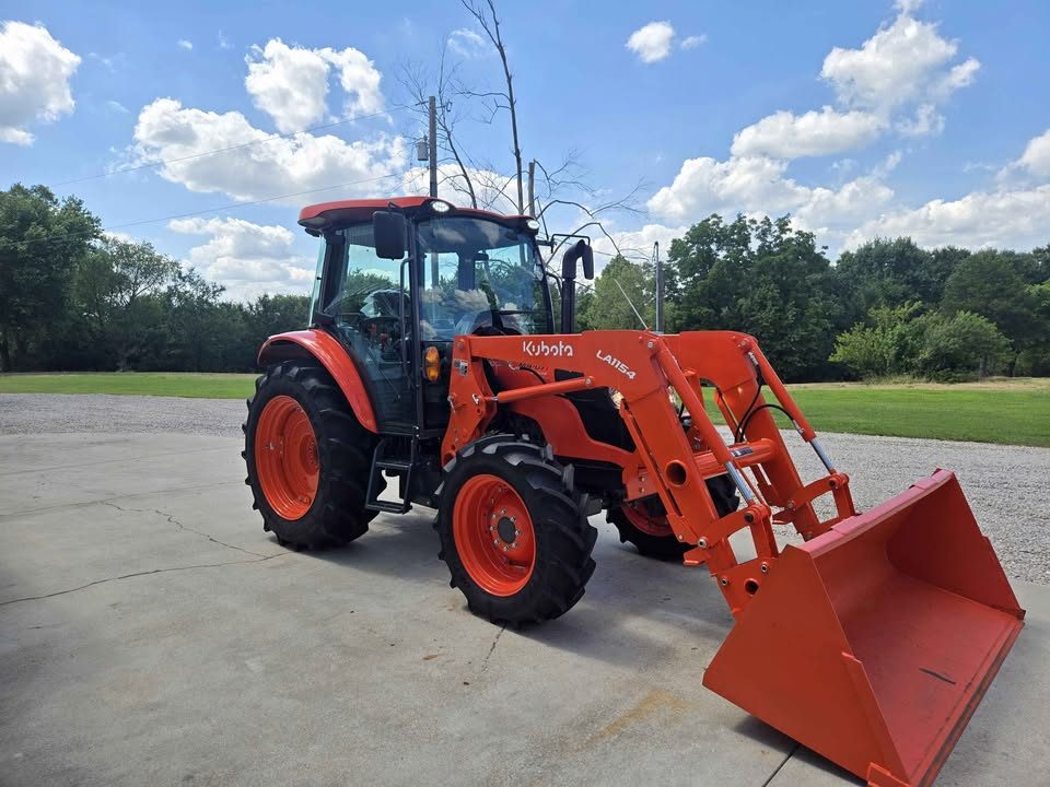 2023 Kubota m4-071 Deluxe photo 14